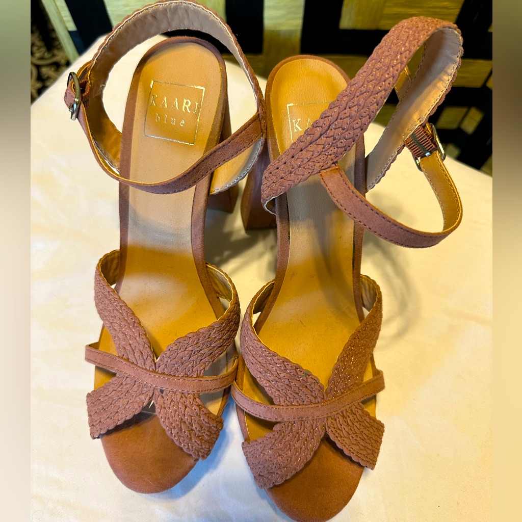 Kaari Blue Dusty Rose Platform Sandals Size 8.5